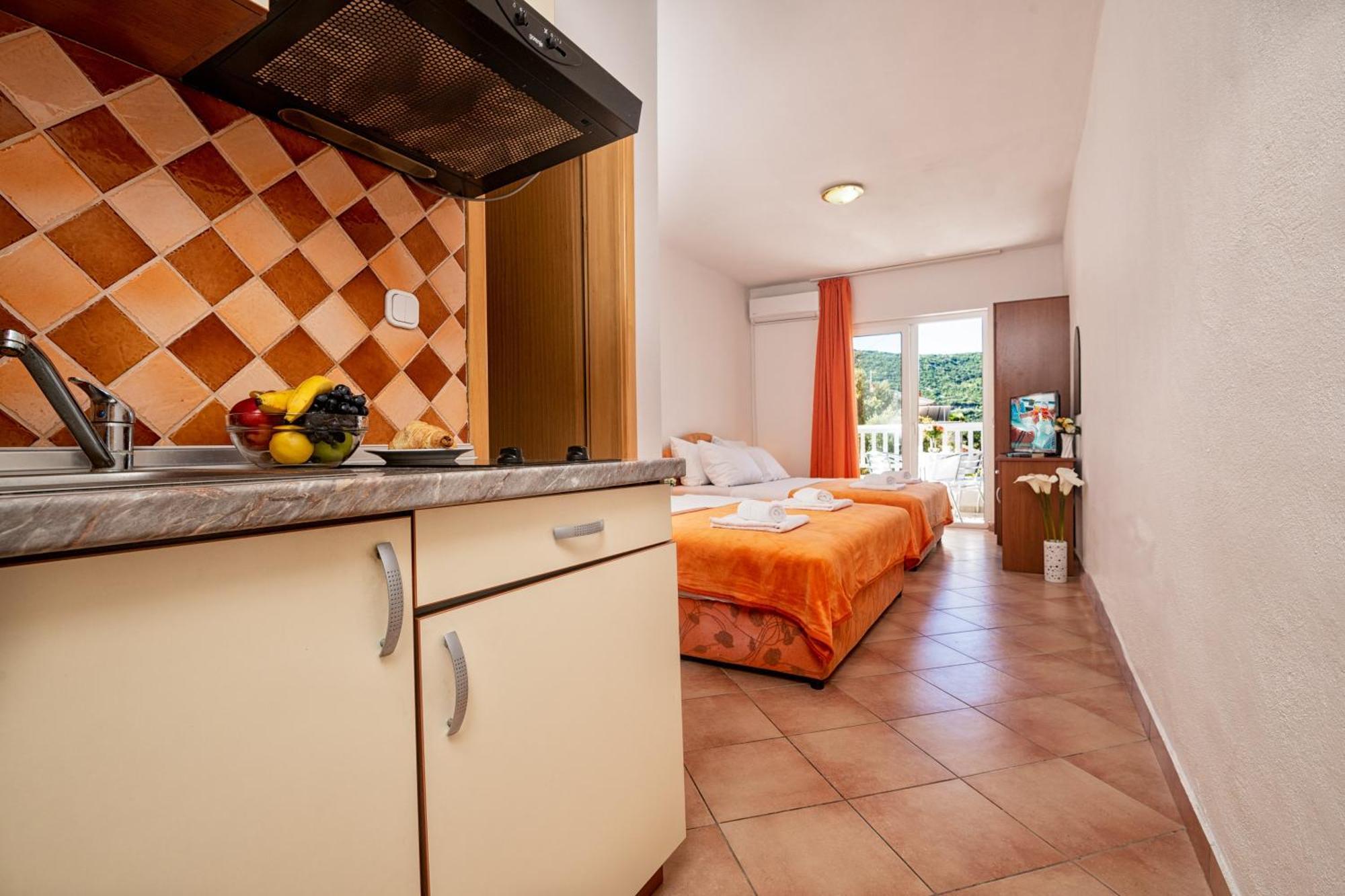 Apartments Matej Неум Стая снимка