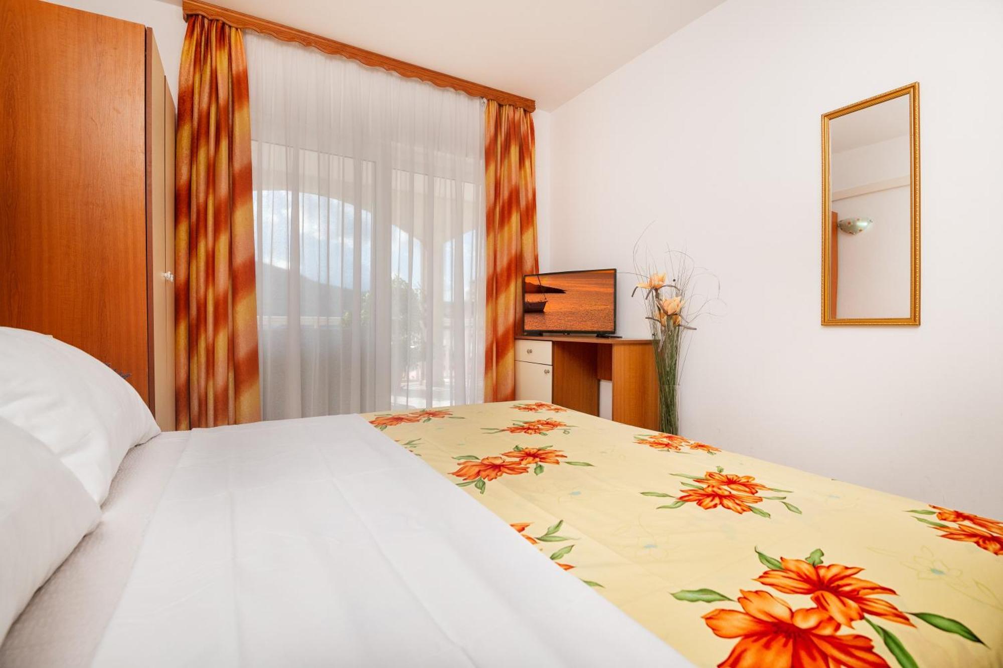 Apartments Matej Неум Стая снимка