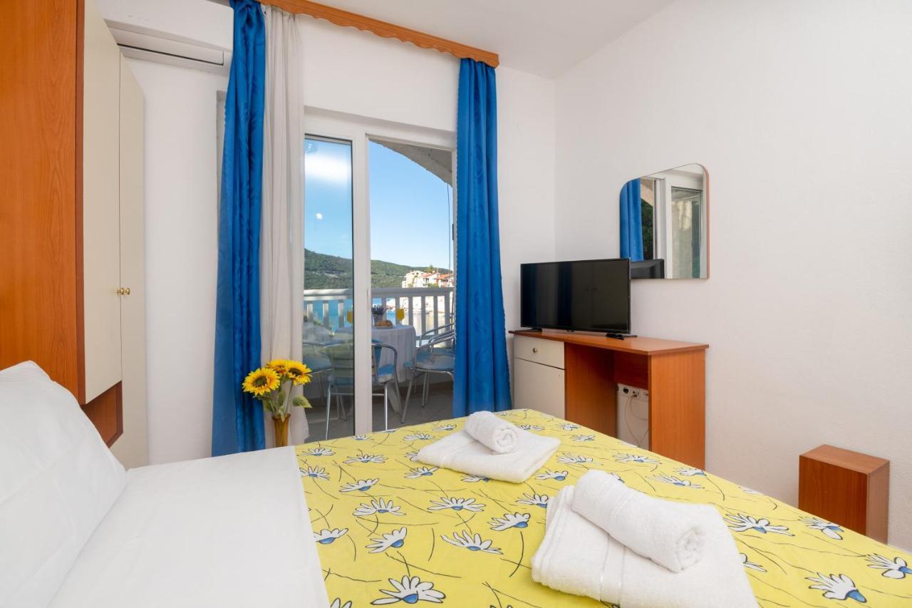 Apartments Matej Неум Екстериор снимка
